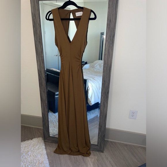 Significant Other Beige Open Back Maxi Dress Size 8 - Picture 4 of 8